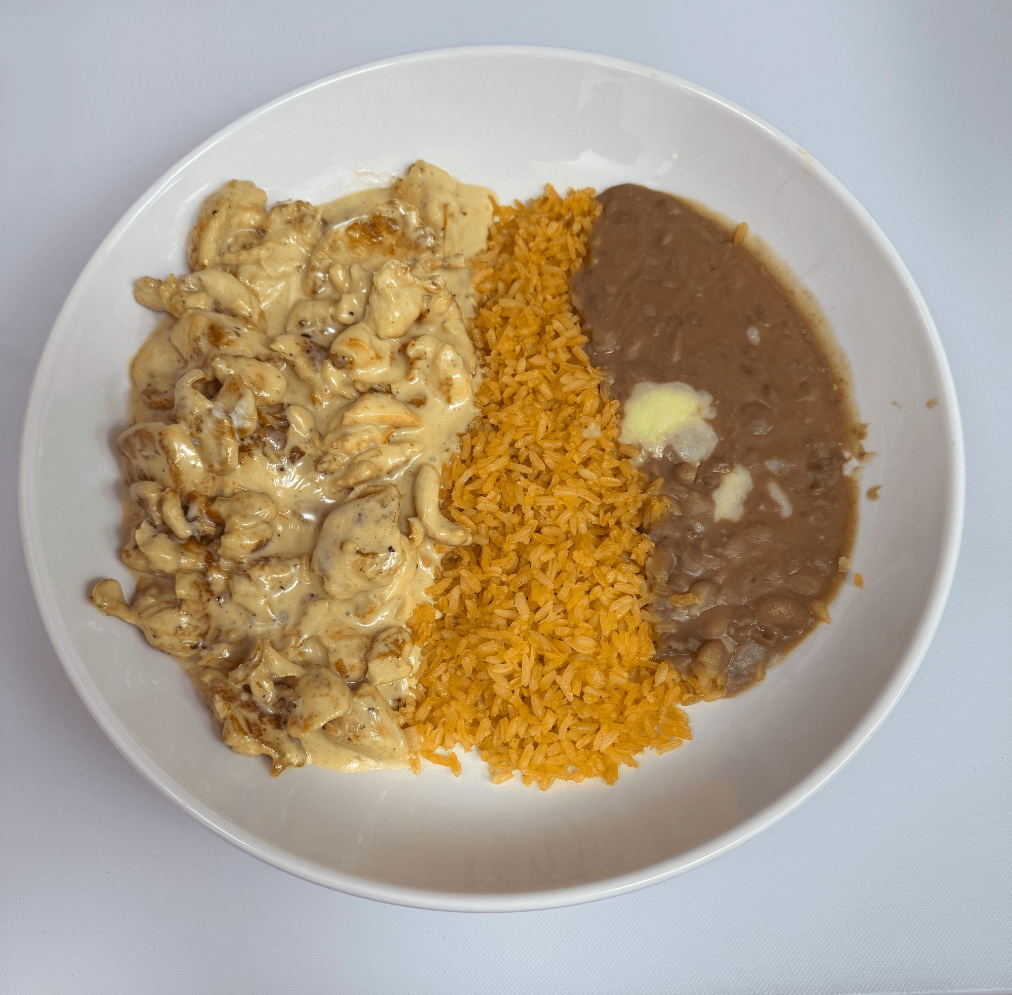 Lunch Pollo a La Crema.